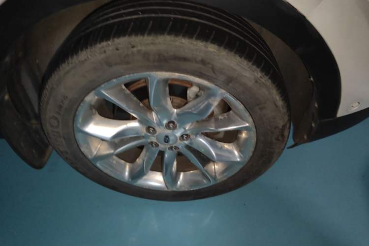 Used Ford Explorer 2013 3.5L Prestige Model

