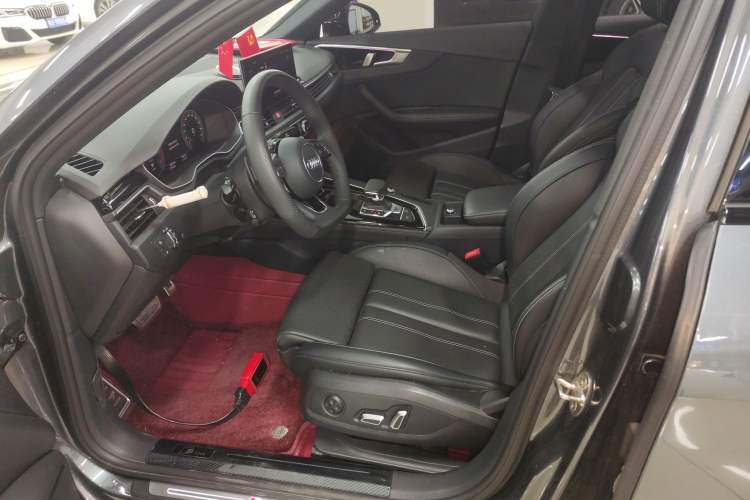 Used Audi A4L 2024 40 TFSI Luxury Dynamic Edition