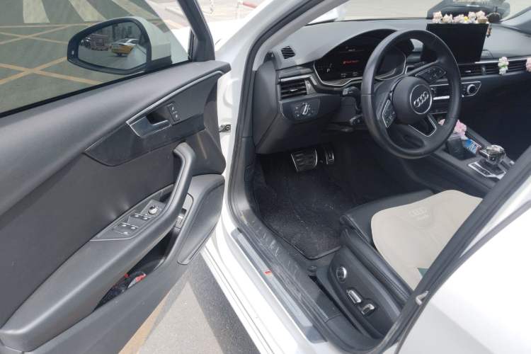 Used Audi A4L 2022 40 TFSI Fashion Dynamic Model