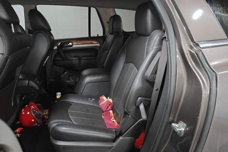 Used Buick Enclave 2010 3.6L Flagship Edition