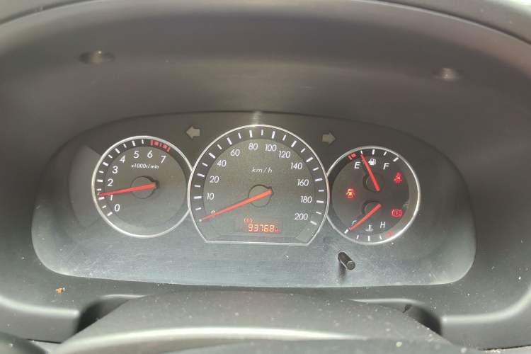 Used CHANGAN Alsvin V3 2012 1.3L Manual Luxury Version China IV Standard