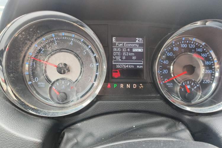 Used Chrysler Grand Voyager 2013 3.6L Luxury Edition Odometer Close Up