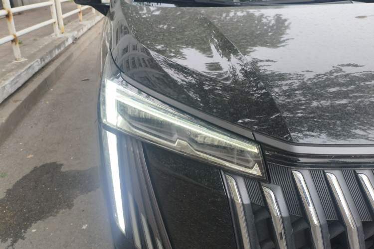 Used GAC Trumpchi M8 2024 Master Series 400T Prestige Edition Right Front Headlight