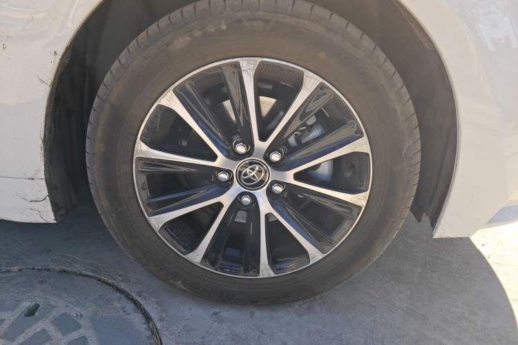 Used Toyota Levin 2024 Smart Electric Hybrid Dual-Engine 1.8L Luxury Edition