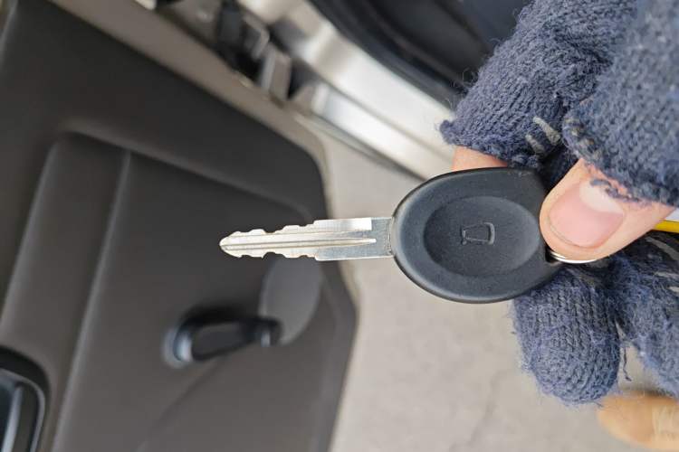 Used Wuling Rongguang 2014 1.2L S Base Model