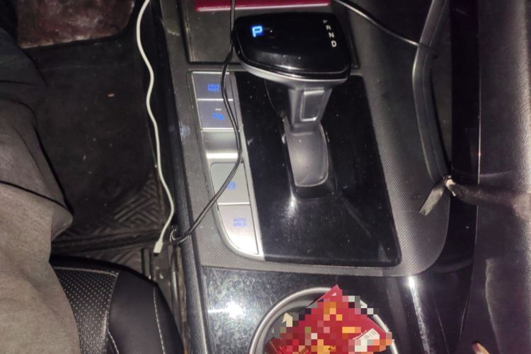 Used Hyundai Elantra 2021 1.5L CVT GLX Elite Edition Gear Lever