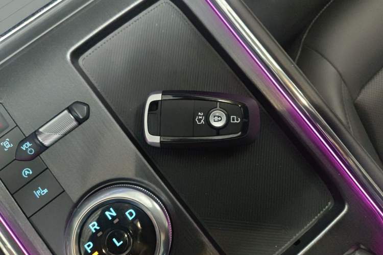 Used Ford Mondeo 2025 2.0T EcoBoost Ultimate Edition