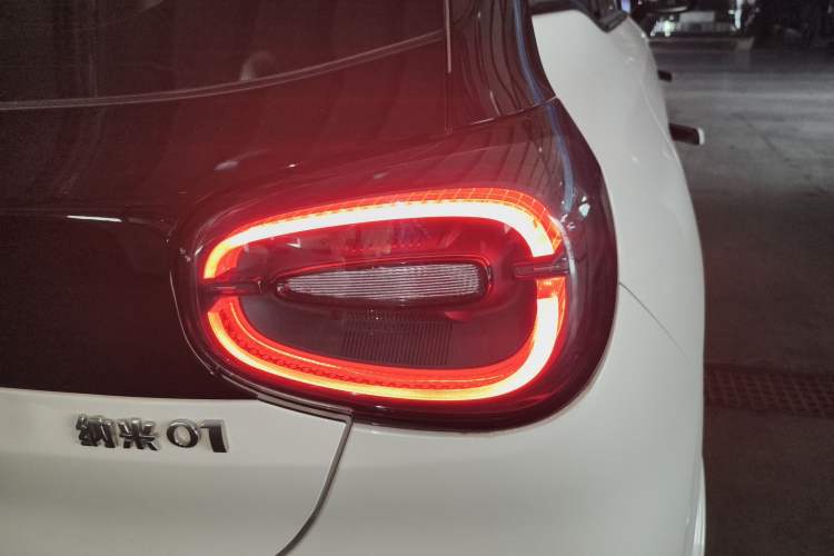 Used Dongfeng NAMMI 01 2024 New Edition 430 Plus Smart+ Right Rear Taillight