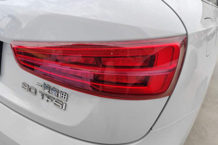 Used Audi Q3 2018 30th Anniversary Edition 30 TFSI Fashion Model Exterior 3