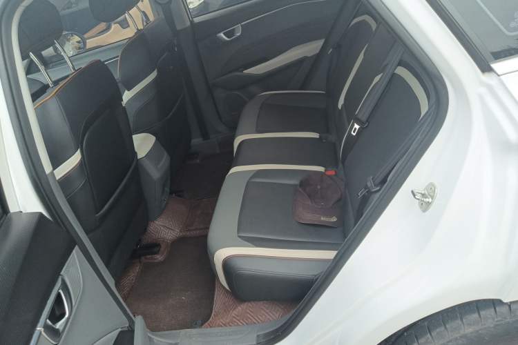 Used Baojun RC-6 2019 1.5T Manual 24-Hour Online Luxury Version
