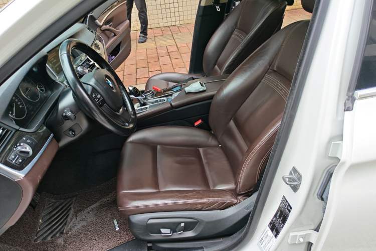 Used BMW 5 Series 2014 525Li Luxury Design Package