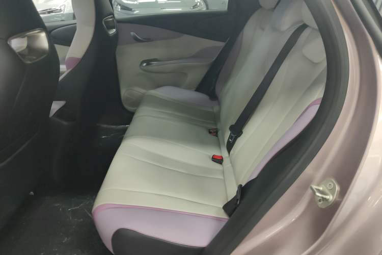 Used BYD Dolphin 2021 405 km Fashion Edition

