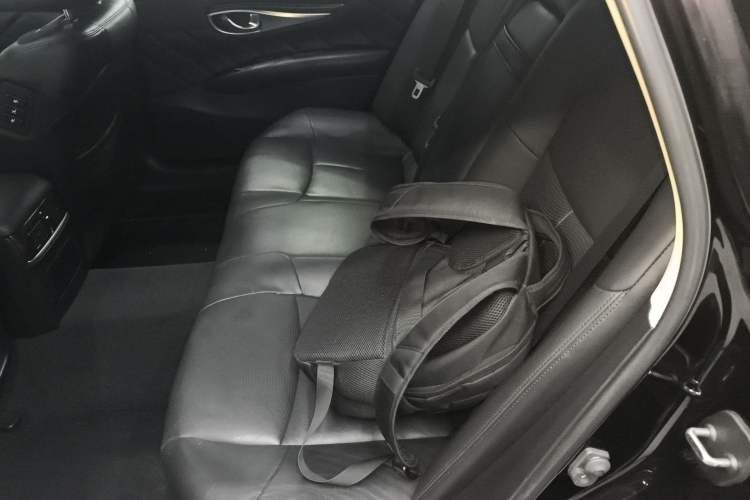 Used Infiniti Q70 2019 Q70L 2.0T Enjoyment Edition PLUS