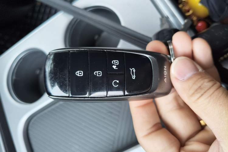 Used AION Y 2023 Younger