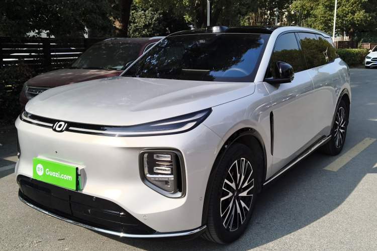 Used CHANGAN NEVO Q07 2025 215 Flagship PLUS