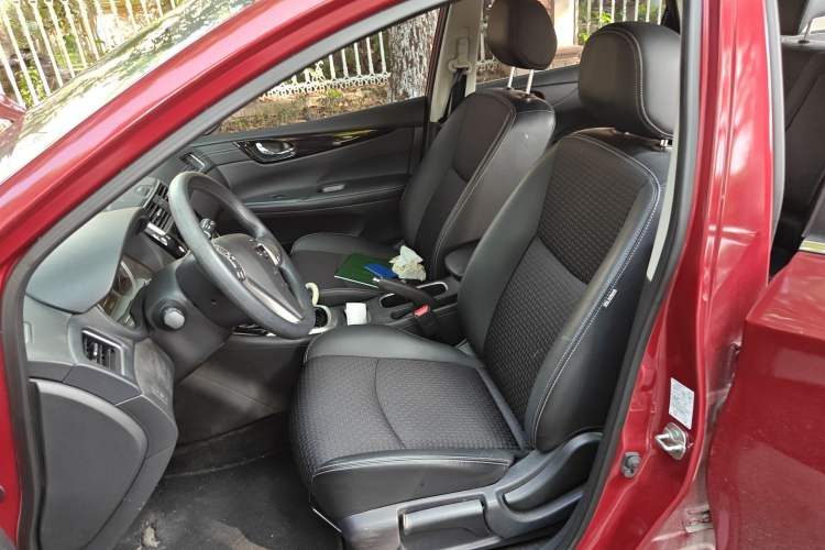 Used Nissan Tiida 2019 1.6L CVT Smart Drive Version China VI Standard