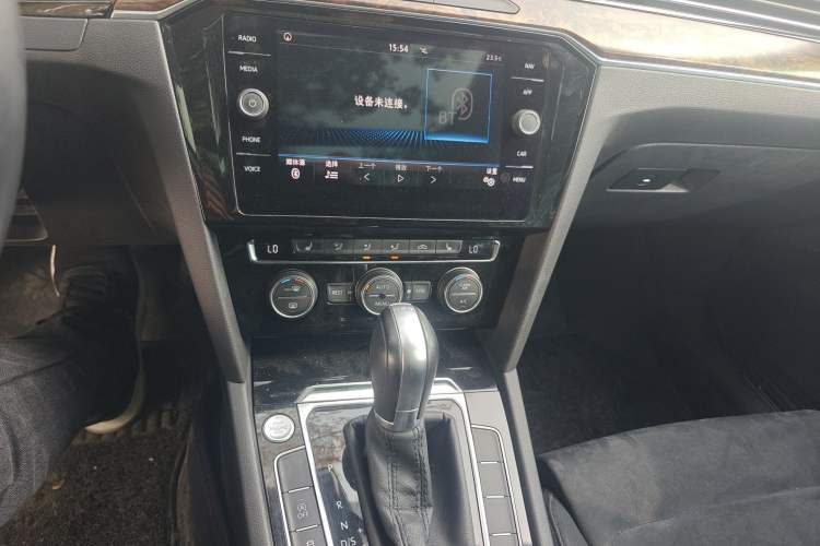 Used Volkswagen Magotan 2018 330TSI DSG Luxury Model
