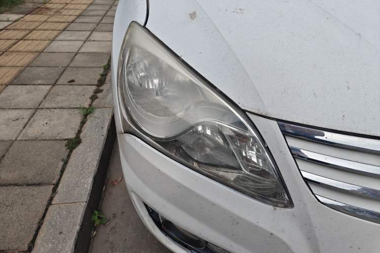 Used Hyundai Celesta 2011 1.6L Manual Comfort Edition
