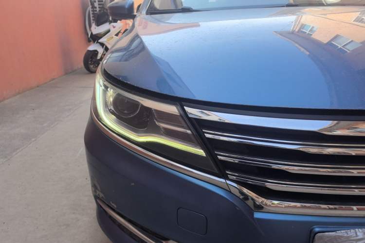 Used Roewe i6 2017 20T Manual Luxury Edition Right Front Headlight