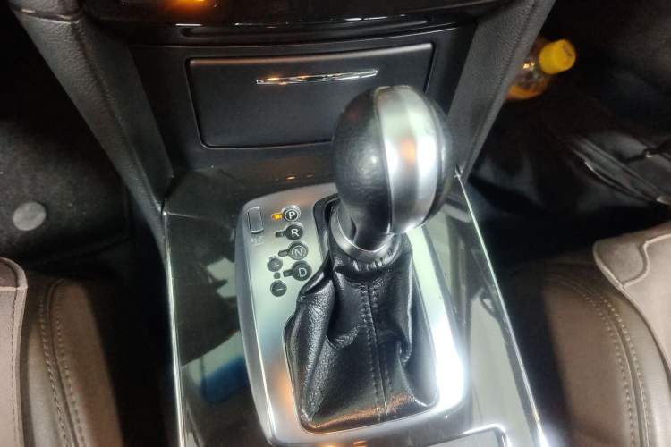 Used Infiniti QX70 2013 3.7L Standard Edition