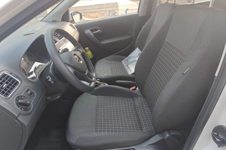 Used Volkswagen Polo 2014 1.4L Automatic Comfort Edition Left Front Seat