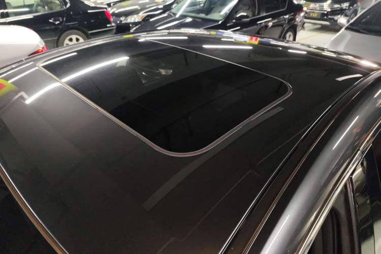 Used Mazda 3 Axela 2020 2.0L Automatic ZhiZun Edition
