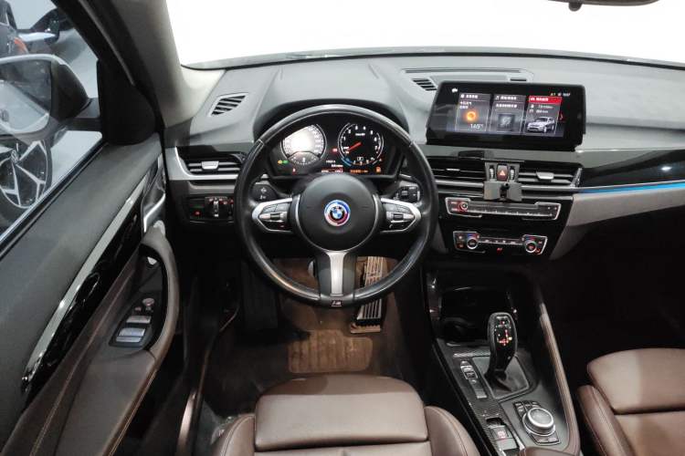 Used BMW X1 2022 sDrive25Li Leading Model
