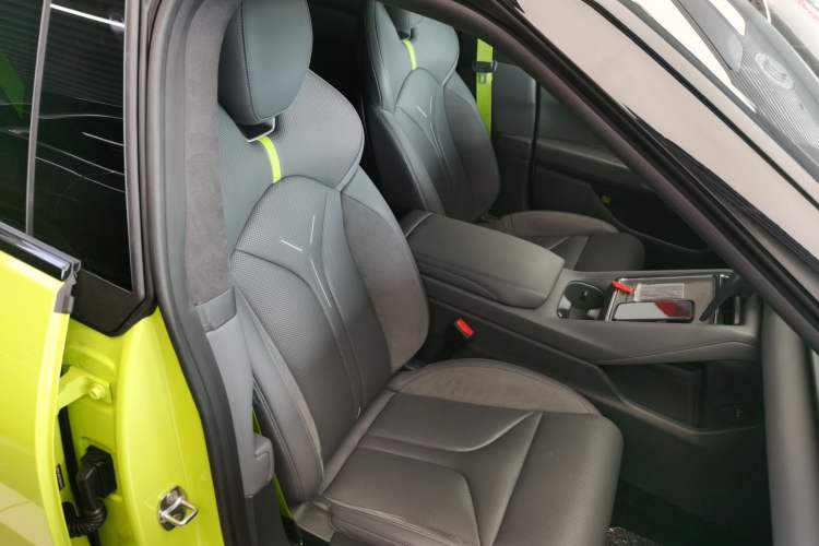 Used XPeng P7 2025 Model—702 Long Range Ultra
