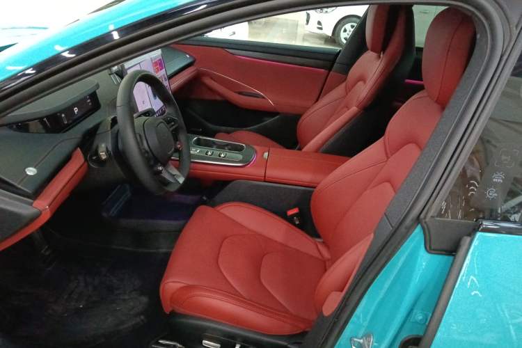 Used Xiaomi Auto SU7 2024 Rear-Drive Long-Range Intelligent Driving Version