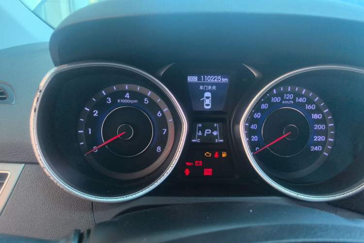 Used Hyundai Elantra (5th Generation / Langdong) 2015 1.6L Automatic Leading Model
