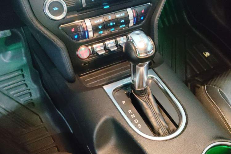 Used Ford Mustang 2019 2.3L EcoBoost
