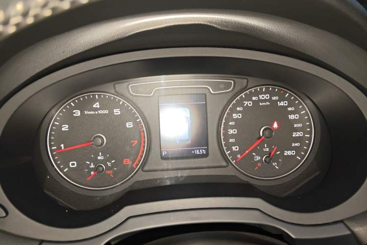 Used Audi Q3 2013 35 TFSI quattro Luxury Model