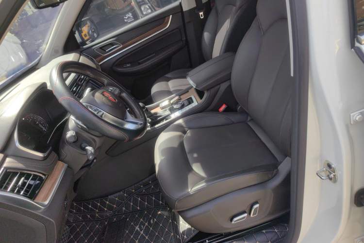 Used Roewe RX8 2019 30T Smart Connectivity Four-Wheel Drive Supreme Flagship Edition