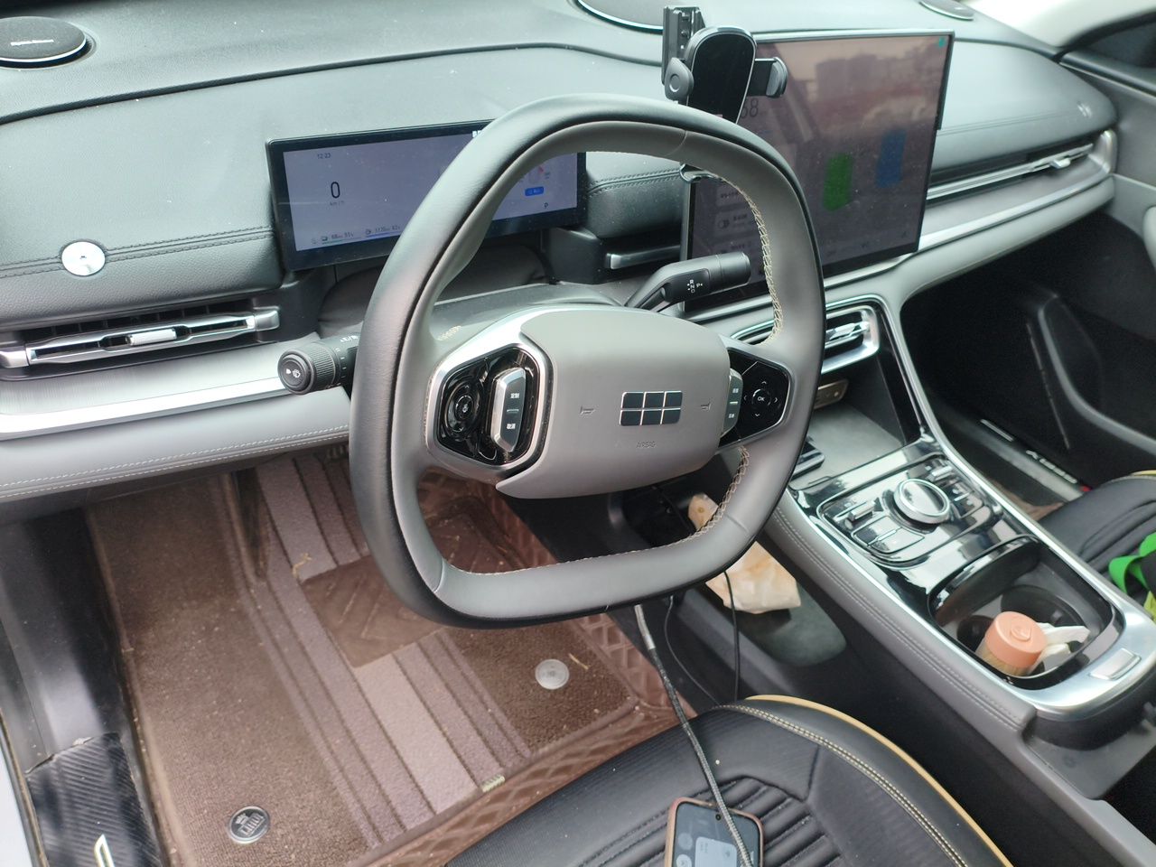 Geely Galaxy A7 2025 Model EM-i 150km Prestige Edition — снимка 10