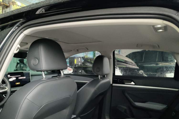 Used Volkswagen Lavida 2024 1.5L Automatic Starry Sky 5 Million Edition Headliner