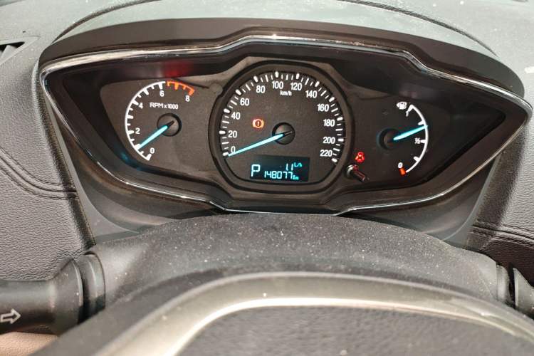 Used Ford Escort 2015 1.5L Automatic Fashion Model
