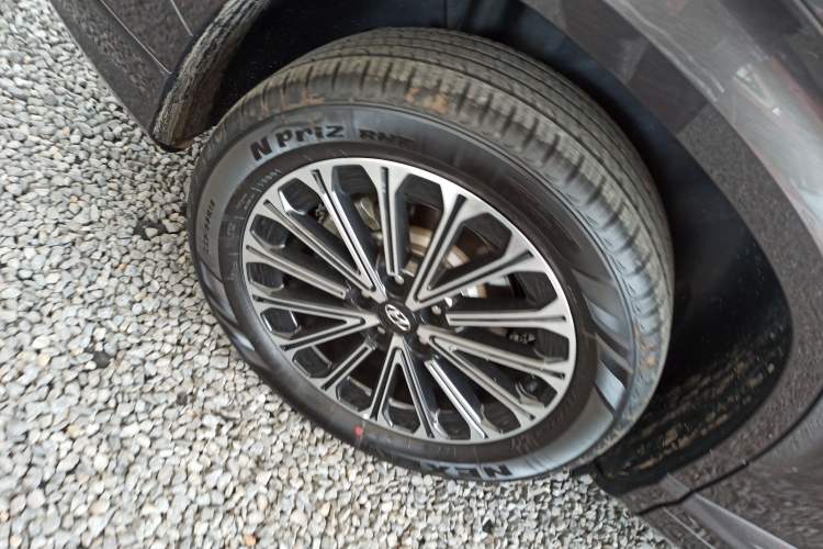 Used Hyundai Custo 2024 380TGDi TOP Premium SmartCare Flagship Edition
