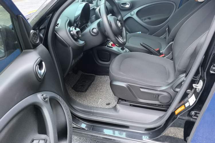 Used smart forfour 2017 0.9T 66kW Beloved Special Edition
