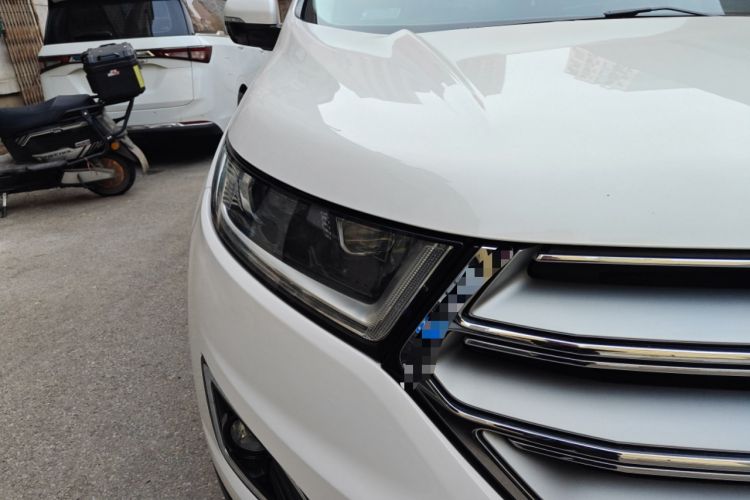 Used Ford Edge 2016 EcoBoost 245 Two-Wheel-Drive Titanium 7-Seater
