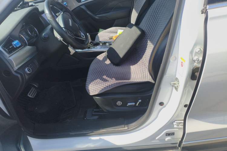 Used Haval H7 2017 Red-Label H7 2.0T Automatic Luxury Model
