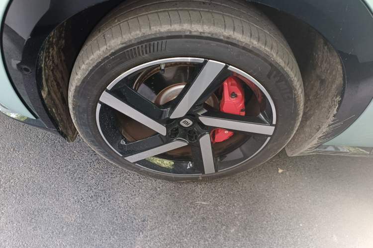 Used Xiaomi Auto YU7 2025 Ultra-Long Range High-Performance All-Wheel-Drive Max Edition
