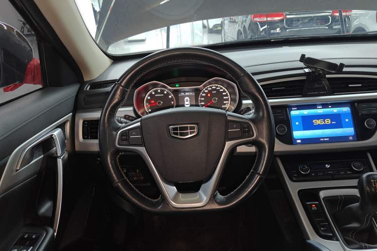 Used Geely Auto Emgrand X7 Sport 2016 2.0L Manual ZhiShang Version