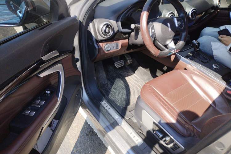 Used Wey VV7 2017 2.0T Flagship Model