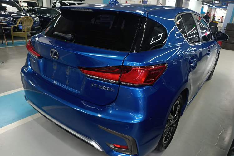 Used Lexus CT 2017 CT200h Comfort Edition Monochrome China V Standard