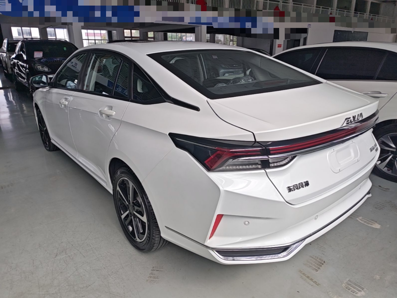Dongfeng Aeolus Yixuan MAX 2024 1.5T Luxury Edition — снимка 4