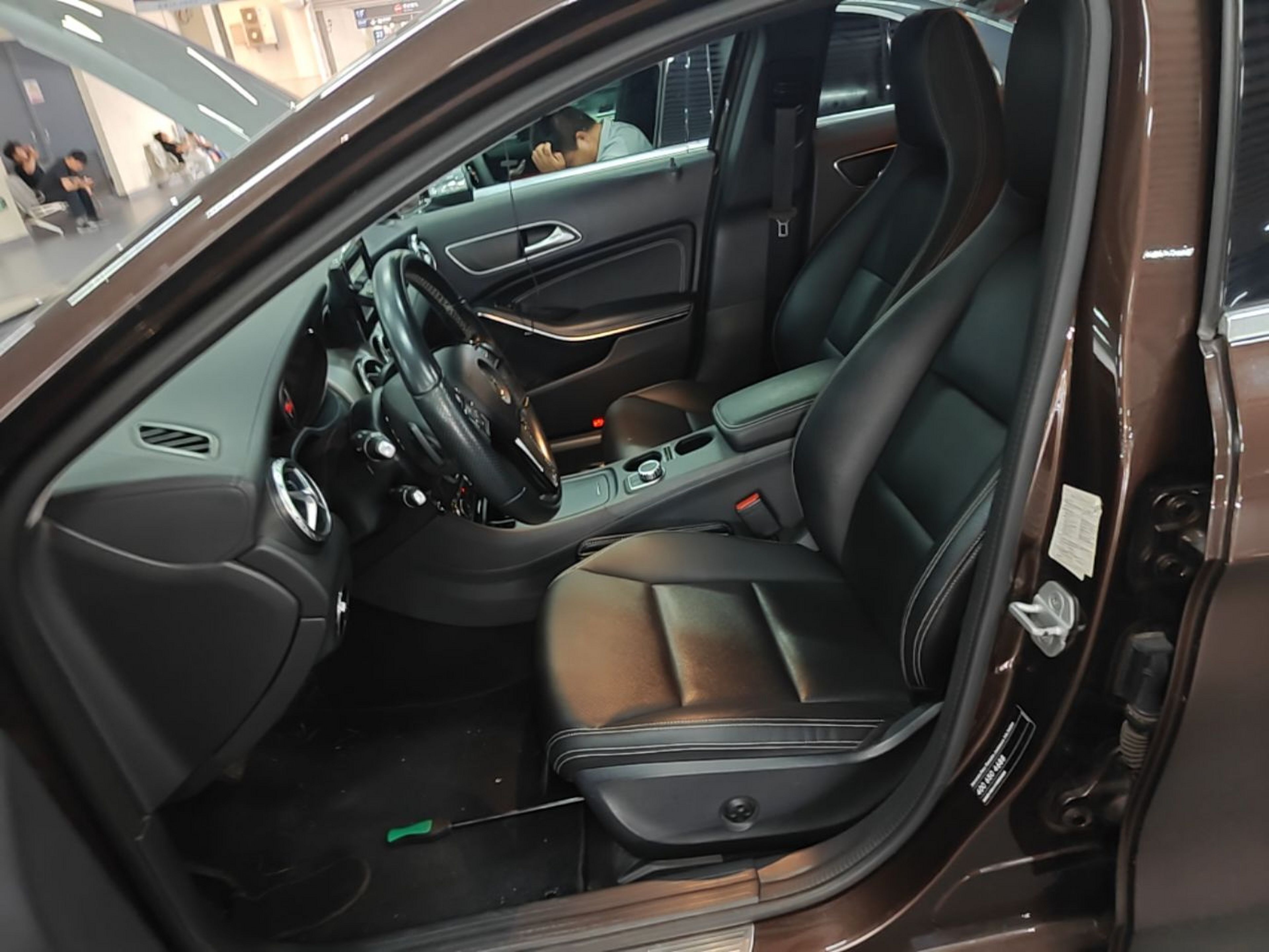 Interior delantero