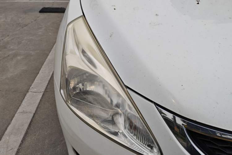 Used Nissan Tiida 2014 1.6L CVT Smart Model
