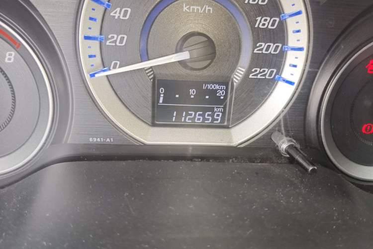 Used Honda City Classic 2012 1.5L manual Comfort version