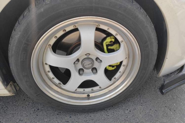 Used Infiniti G Series 2013 G25 Sedan Luxury Sport Edition Right Front Wheel Hub