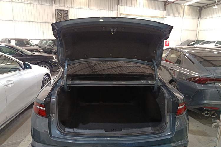 Used Geely Auto Preface 2021 2.0TD Luxury Version
